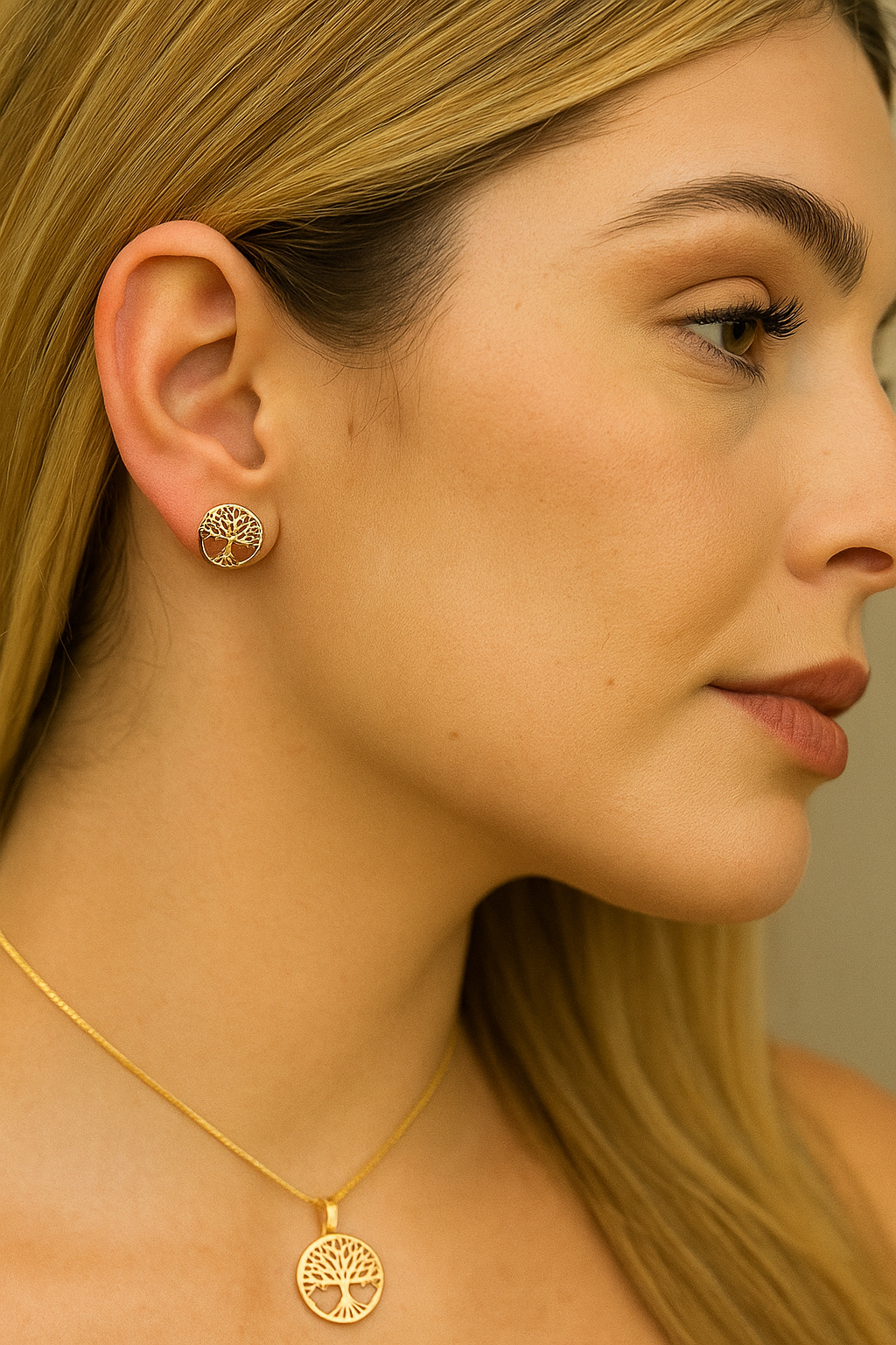 18K gold-plated earrings and necklace set features the symbolic Tree of Life design